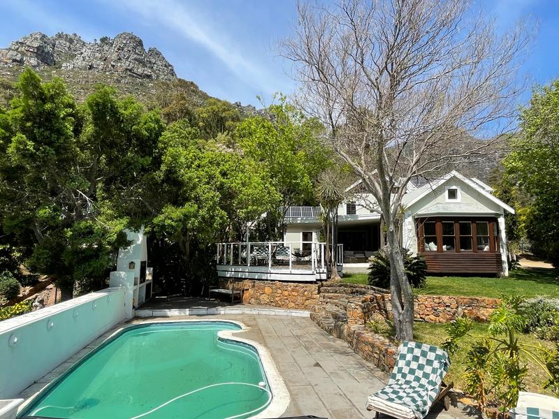 4 Bedroom Property for Sale in Bokkemanskloof Western Cape